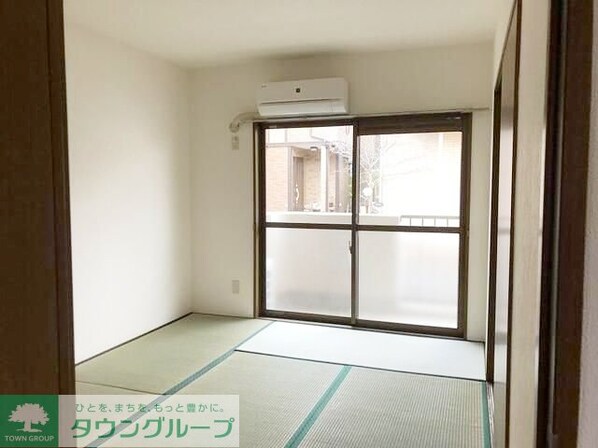 フィオーレ栗の葉の物件内観写真